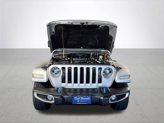 Certified 2022 Jeep Wrangler Unlimited Sahara AWD/4WD image 23