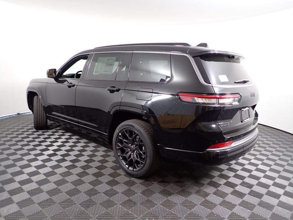 New 2026 Jeep Grand Cherokee L Summit w/ Obsidian Package AWD/4WD image 14