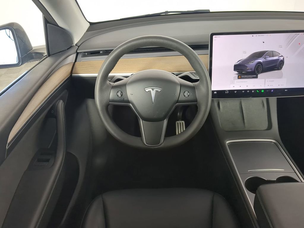 Used 2023 Tesla Model Y Performance image 19