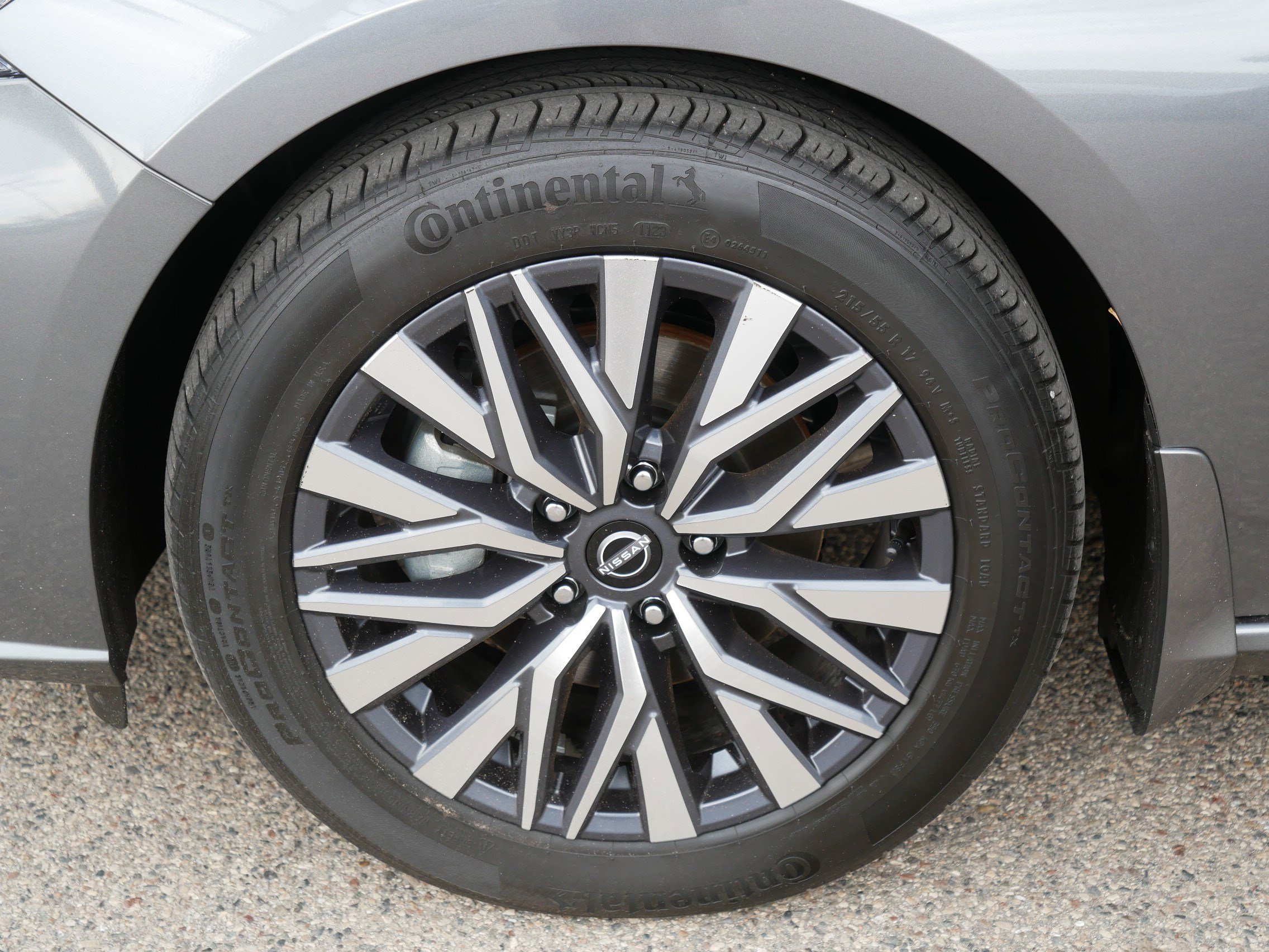 Certified 2023 Nissan Altima 2.5 SV w/ SV Premium Package AWD/4WD image 15