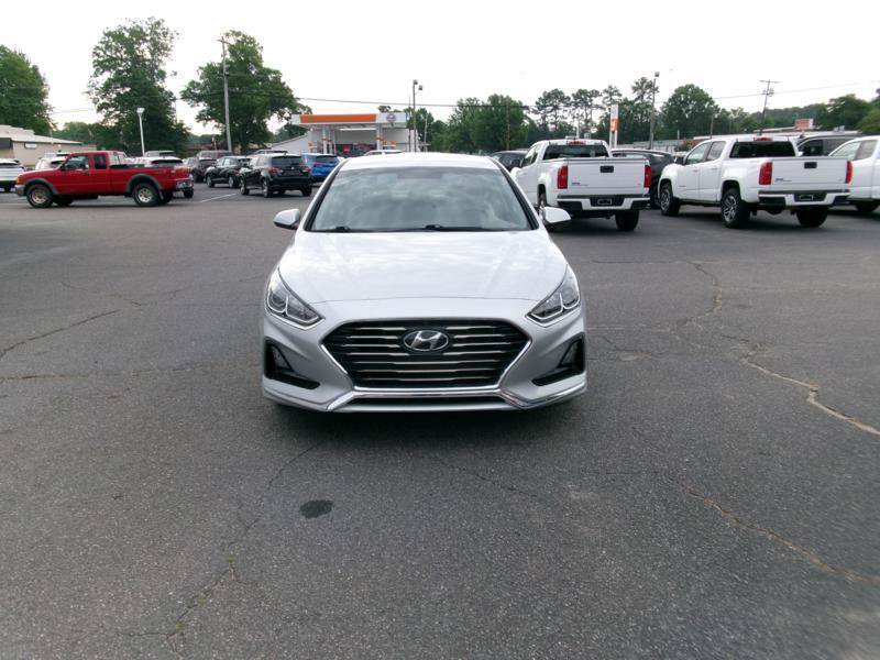 Used 2019 Hyundai Sonata SE FWD image 3