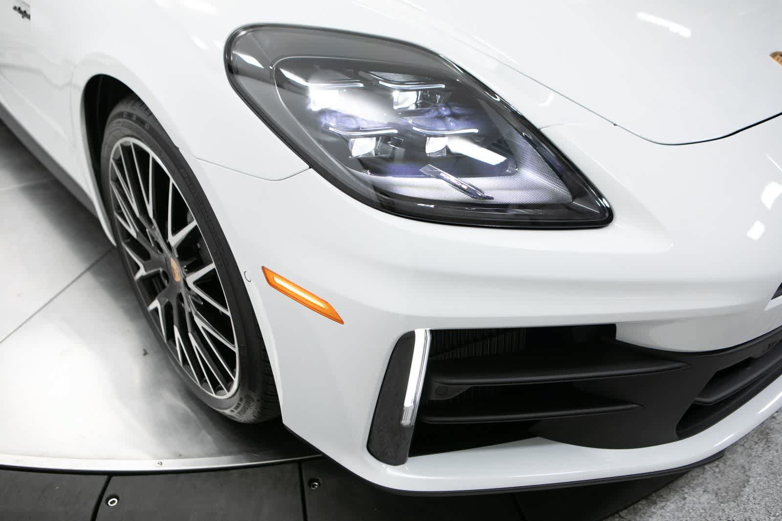 New 2026 Porsche Panamera 4 AWD/4WD image 12