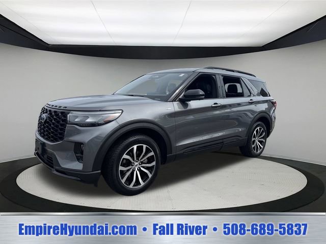 Used 2025 Ford Explorer ST-Line