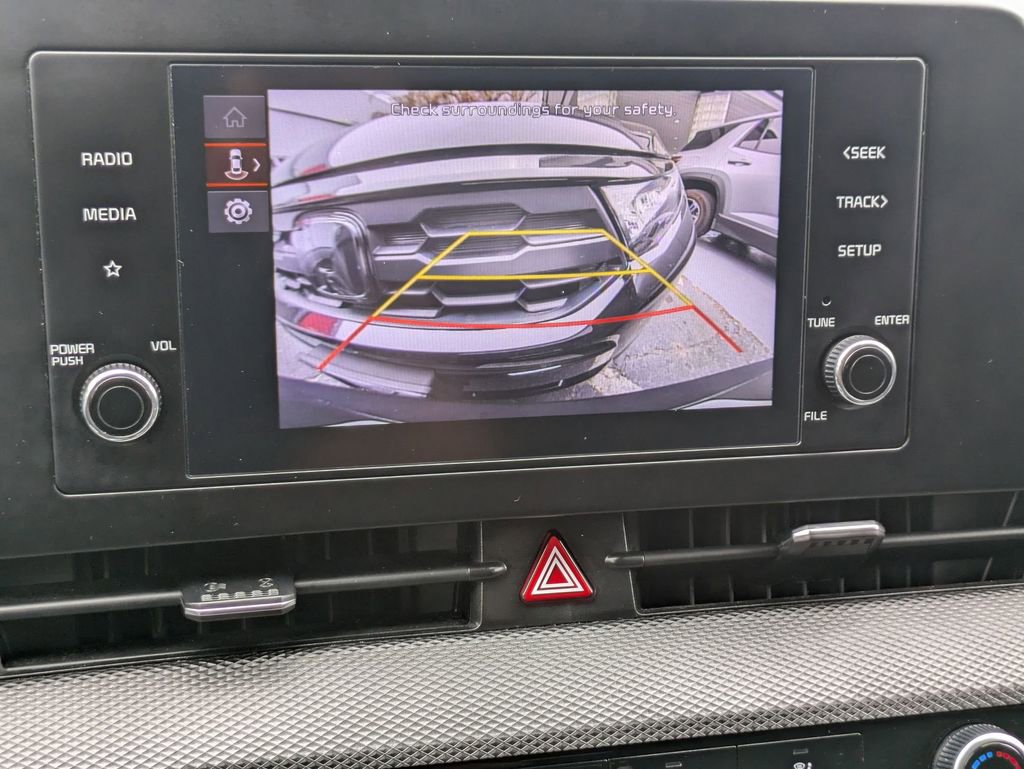 Used 2024 Kia Sportage LX image 17