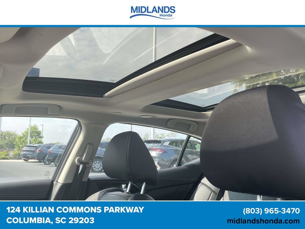 Used 2023 Nissan Maxima Platinum w/ Sport Mat Group FWD image 16