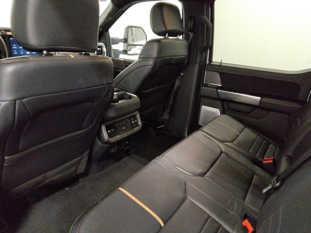 Used 2024 Ford F250 Platinum image 41