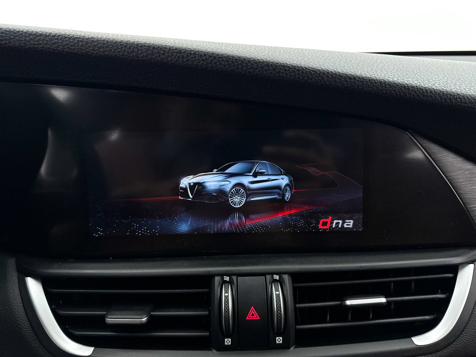 Used 2022 Alfa Romeo Giulia Ti w/ Active Assist Plus Package RWD image 11