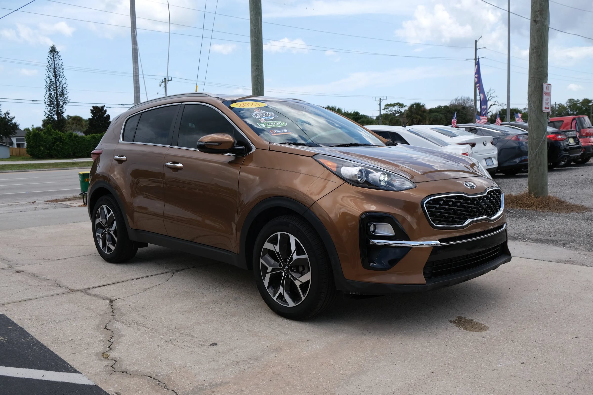 Used 2021 Kia Sportage EX FWD image 3