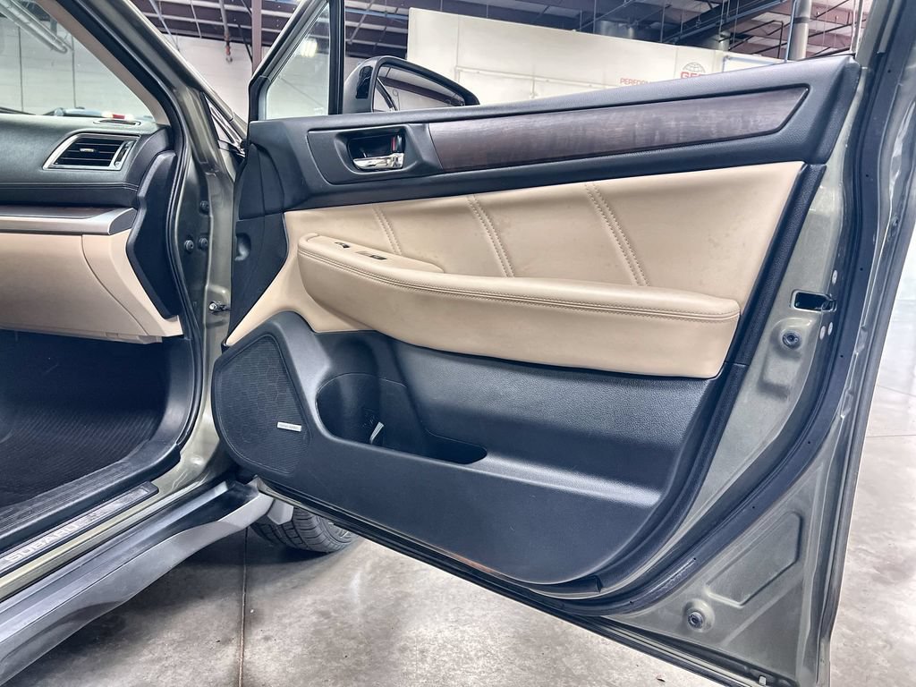 Used 2019 Subaru Outback 2.5i Limited w/ Protection Package #1 AWD/4WD image 32