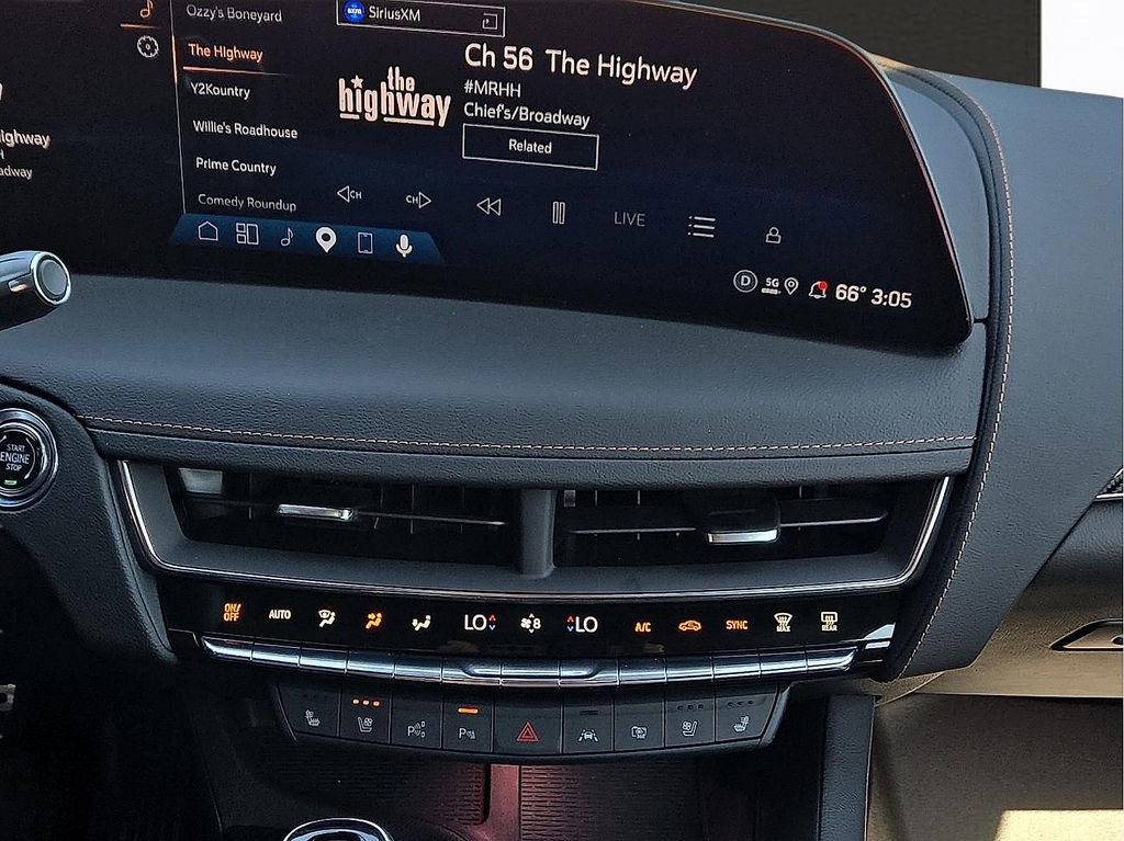 Used 2025 Cadillac CT5 Sport w/ Technology Package image 11