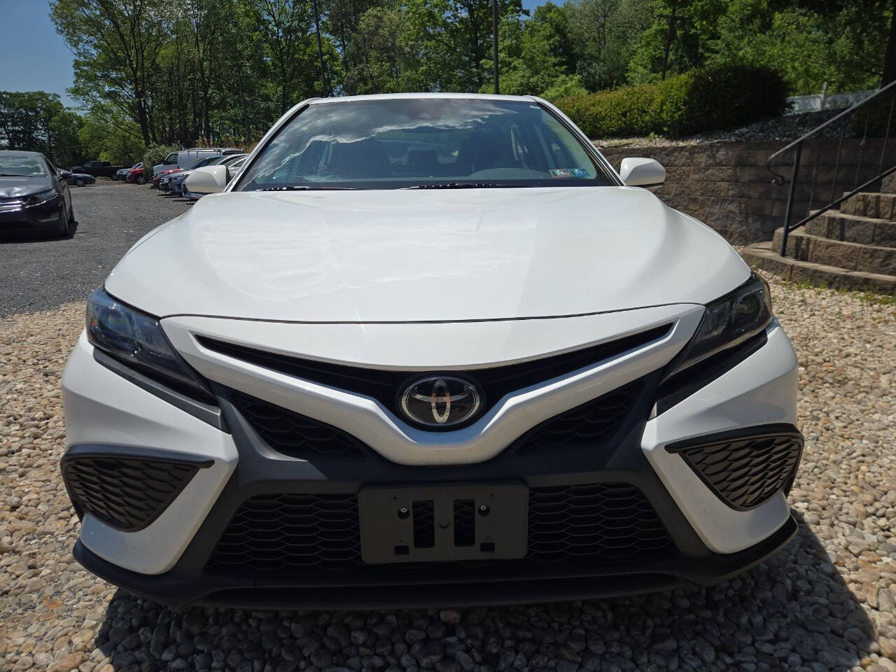 Used 2022 Toyota Camry SE w/ Cold Weather Package AWD/4WD image 9