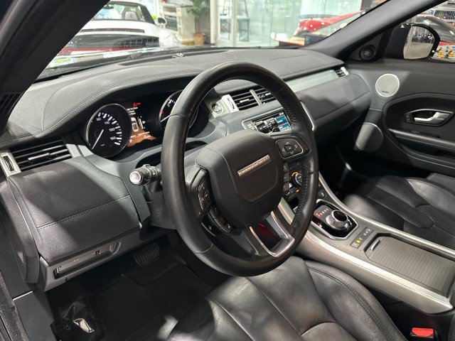 Used 2015 Land Rover Range Rover Evoque Pure Plus AWD/4WD image 34