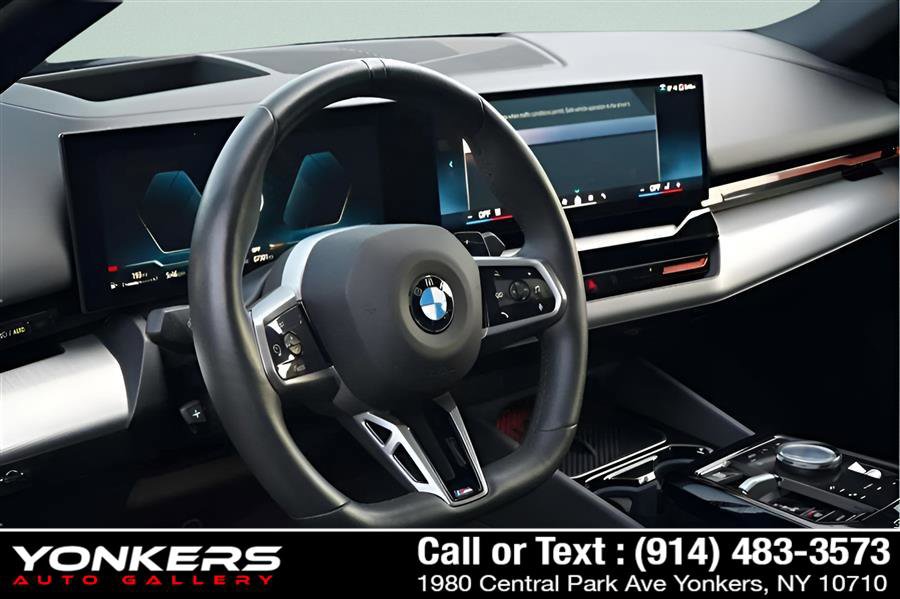 Used 2024 BMW 530i xDrive image 41