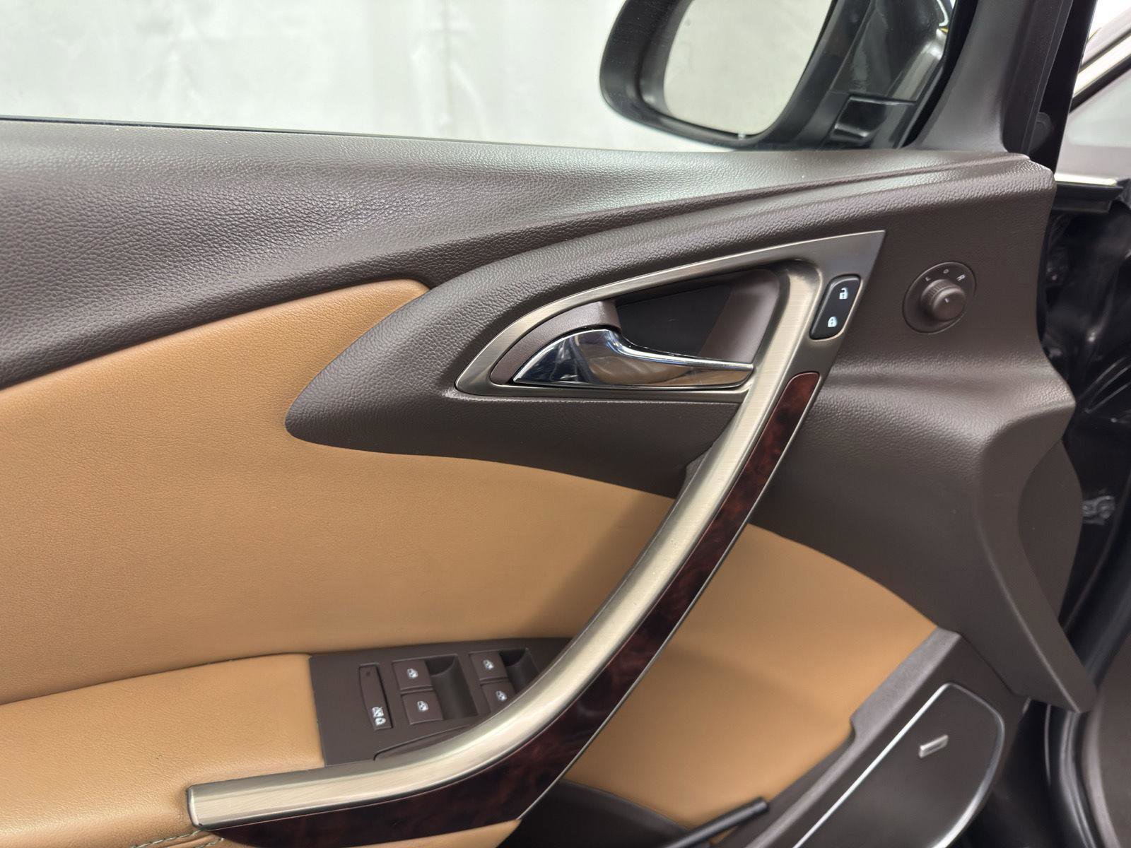 Used 2014 Buick Verano Leather image 16
