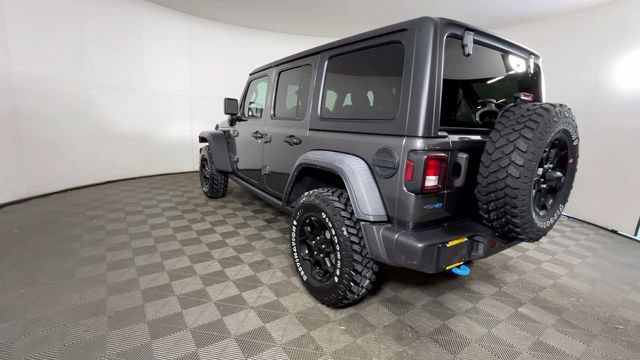Used 2023 Jeep Wrangler Unlimited w/ Cold Weather Group AWD/4WD image 9