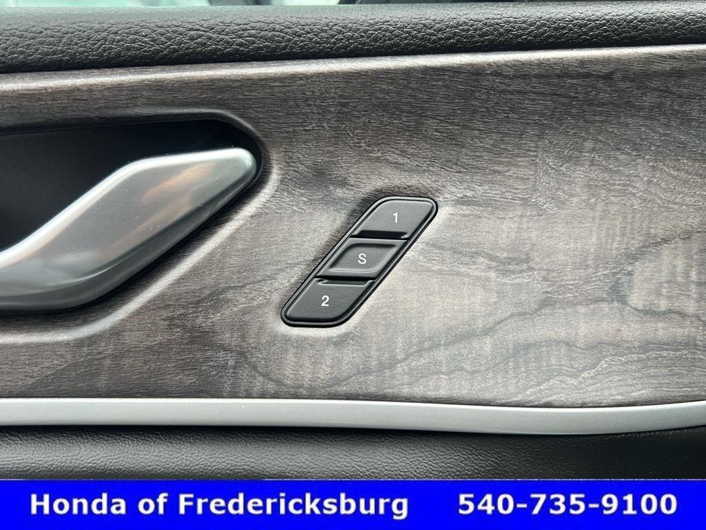 Used 2021 Jeep Grand Cherokee L Limited w/ Trailer Tow Group (B) image 19