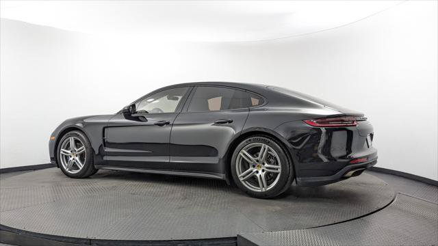 Used 2018 Porsche Panamera 4 w/ Premium Package AWD/4WD image 6