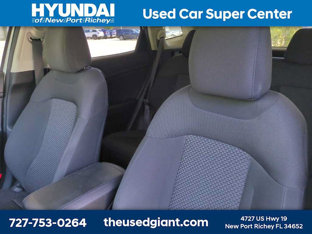 Used 2023 Kia Sportage LX FWD image 7