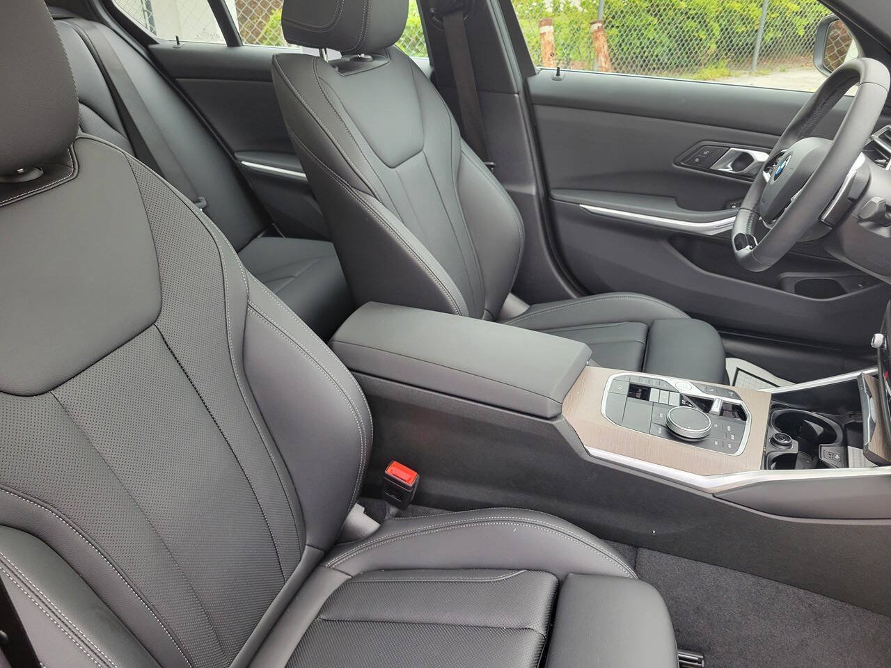 Used 2026 BMW 330i Sedan RWD image 10