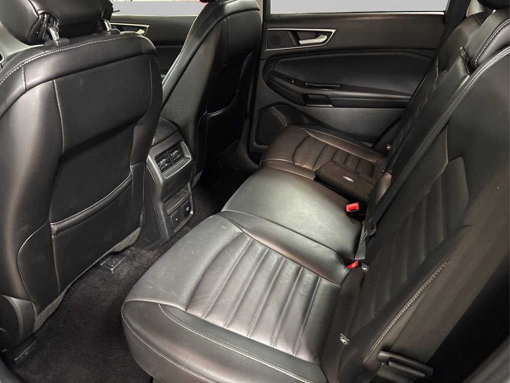 Used 2016 Ford Edge SEL w/ Equipment Group 201A image 10
