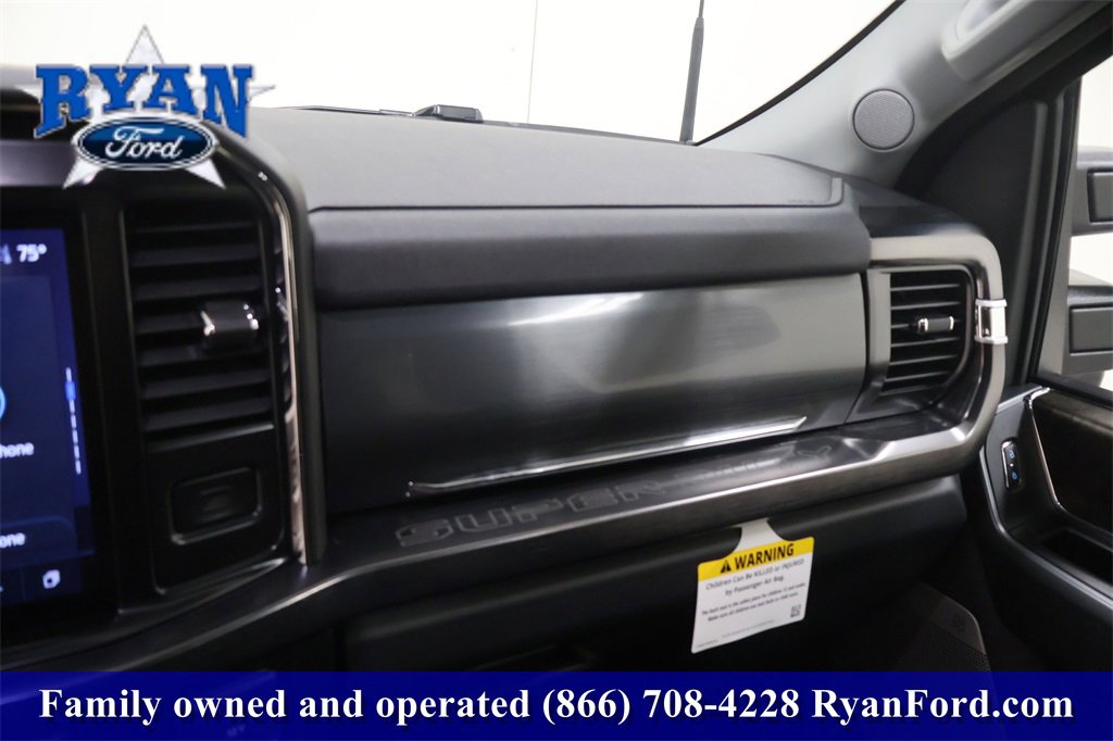 New 2026 Ford F250 Lariat w/ FX4 Off-Road Package image 27