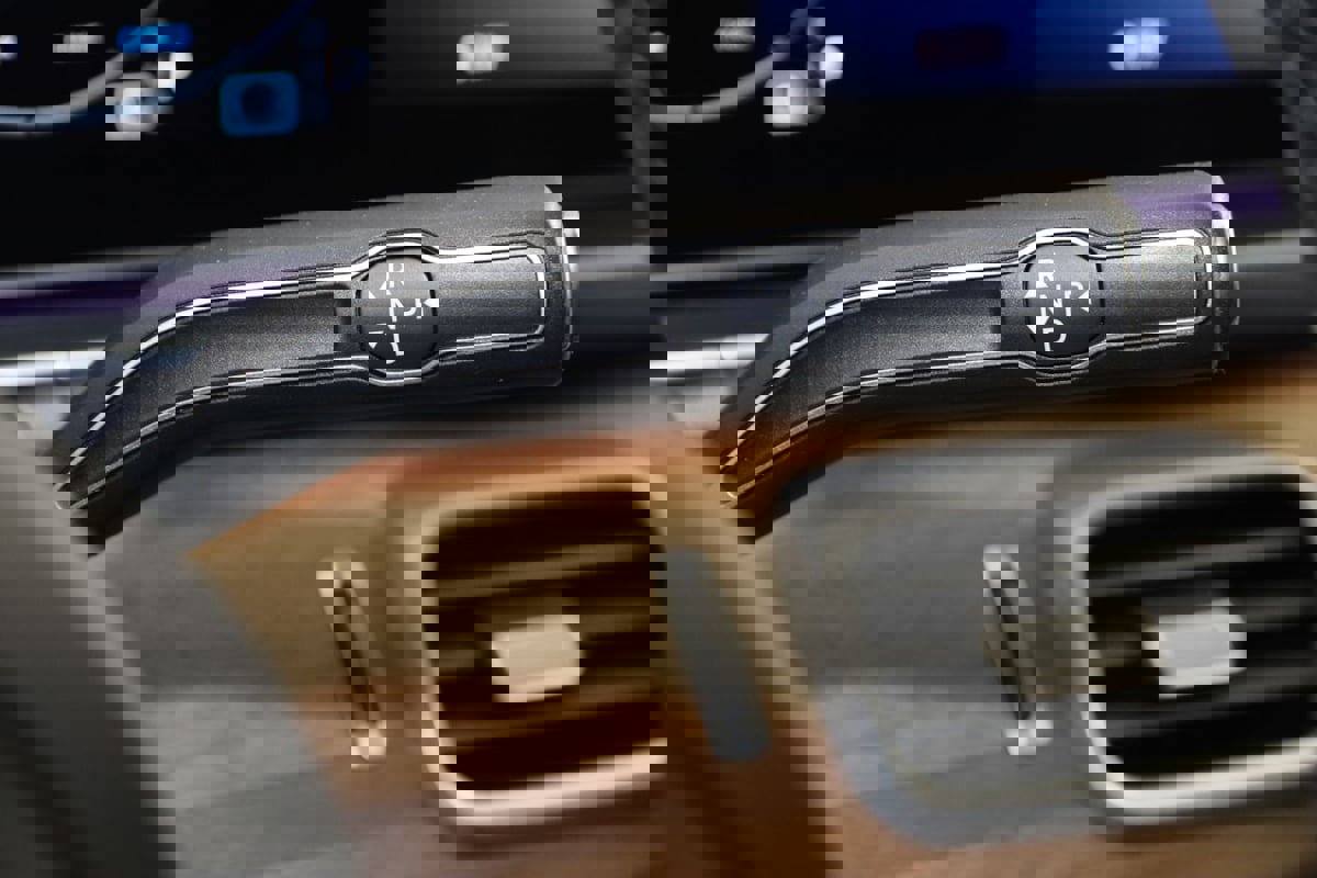 Used 2025 Mercedes-Benz GLS 450 4MATIC image 7