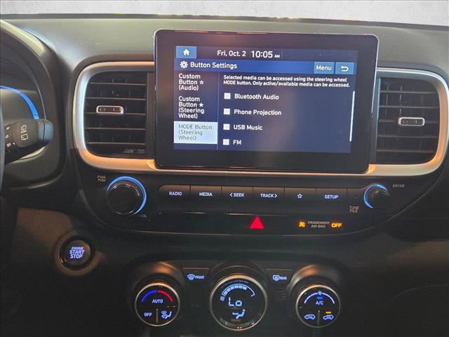 Used 2024 Hyundai Venue SEL FWD image 12