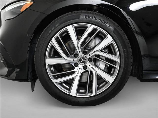 Used 2025 Mercedes-Benz E 350 4MATIC Sedan image 26