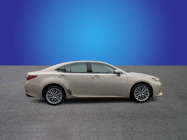 Used 2013 Lexus ES 350 w/ Luxury Pkg image 6