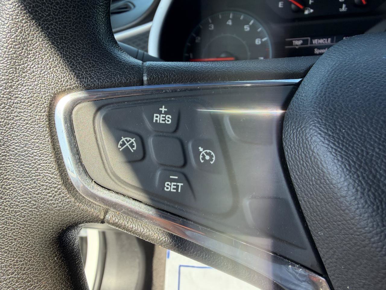 Used 2017 Chevrolet Malibu LS FWD image 25