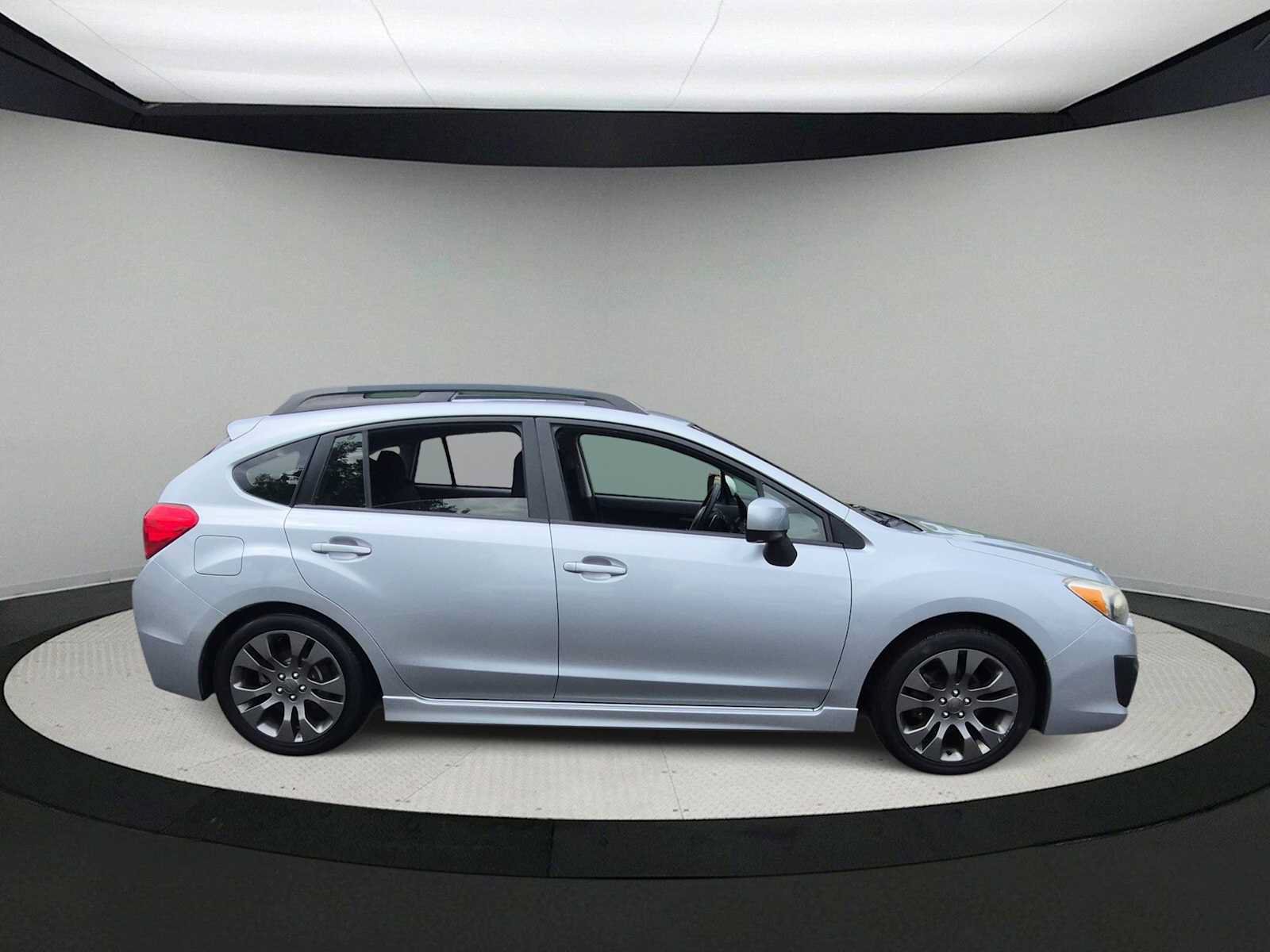 Used 2013 Subaru Impreza 2.0i Sport Premium AWD/4WD image 9