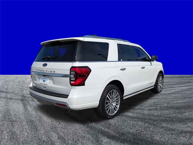 Certified 2022 Ford Expedition Platinum image 4