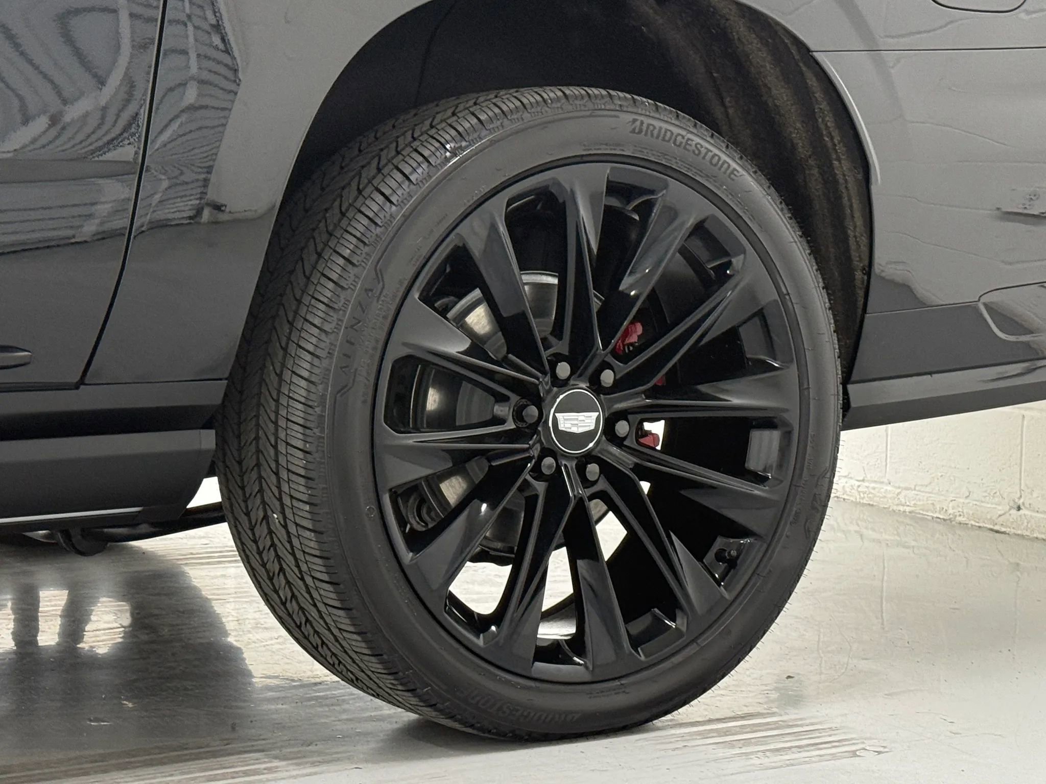 Used 2026 Cadillac Escalade ESV V w/ LPO, ONYX Package image 44