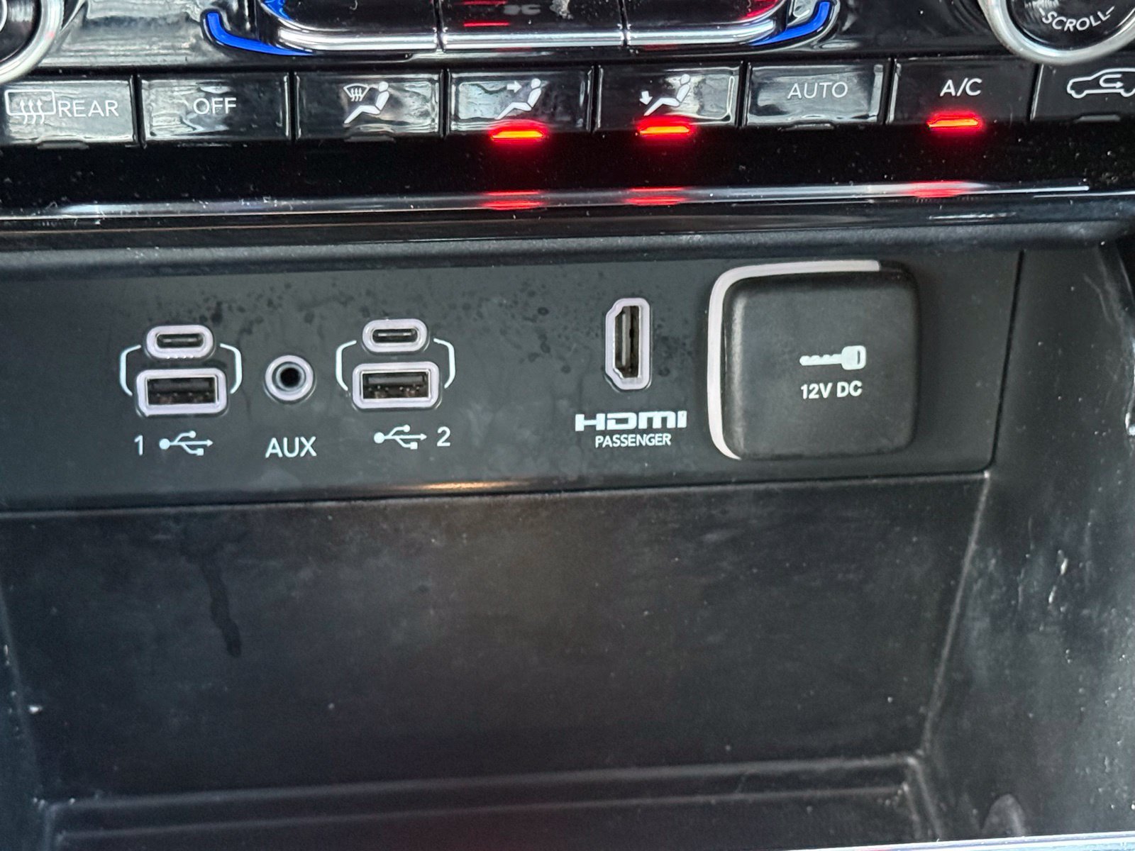 Certified 2024 Jeep Grand Cherokee Summit AWD/4WD image 33