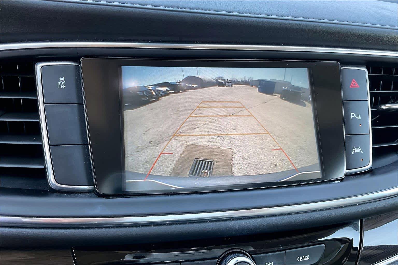 Used 2019 Buick Enclave Premium FWD image 26