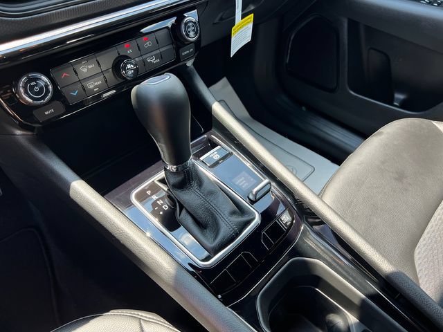 New 2026 Jeep Compass Latitude AWD/4WD image 21