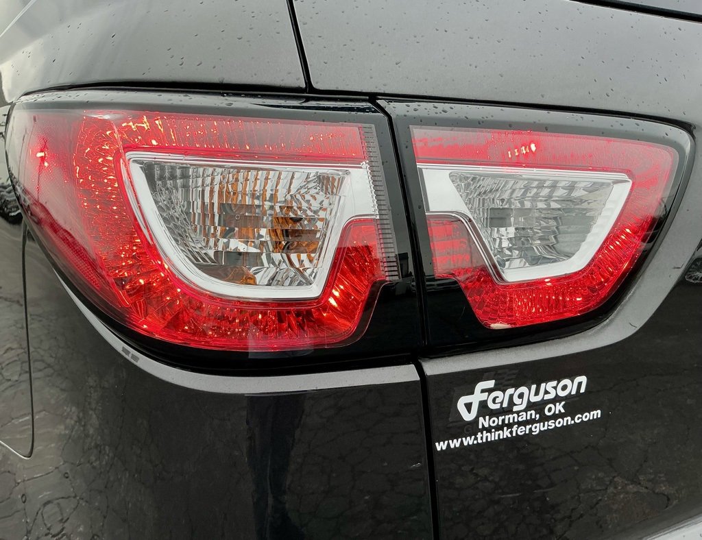 Used 2016 Chevrolet Traverse LT w/ Style and Technology Package image 15