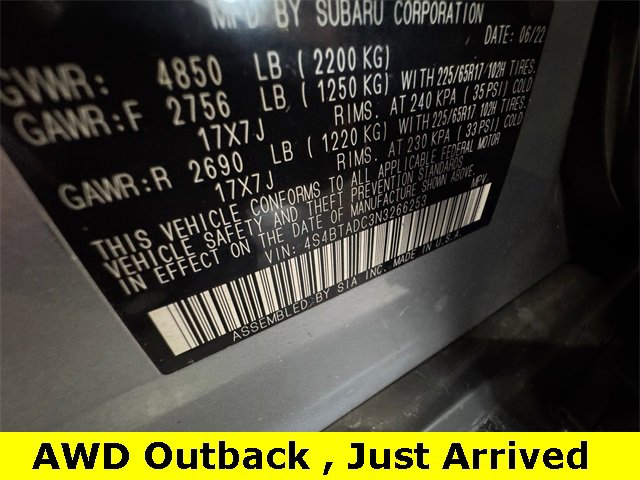 Used 2022 Subaru Outback Premium image 27