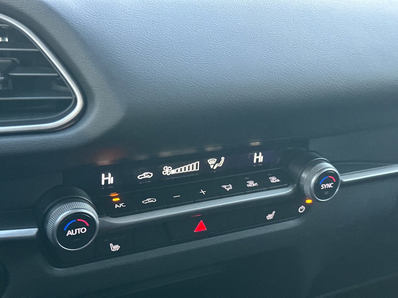 New 2026 MAZDA CX-30 AWD 2.5 S w/ Select Sport Pkg image 27