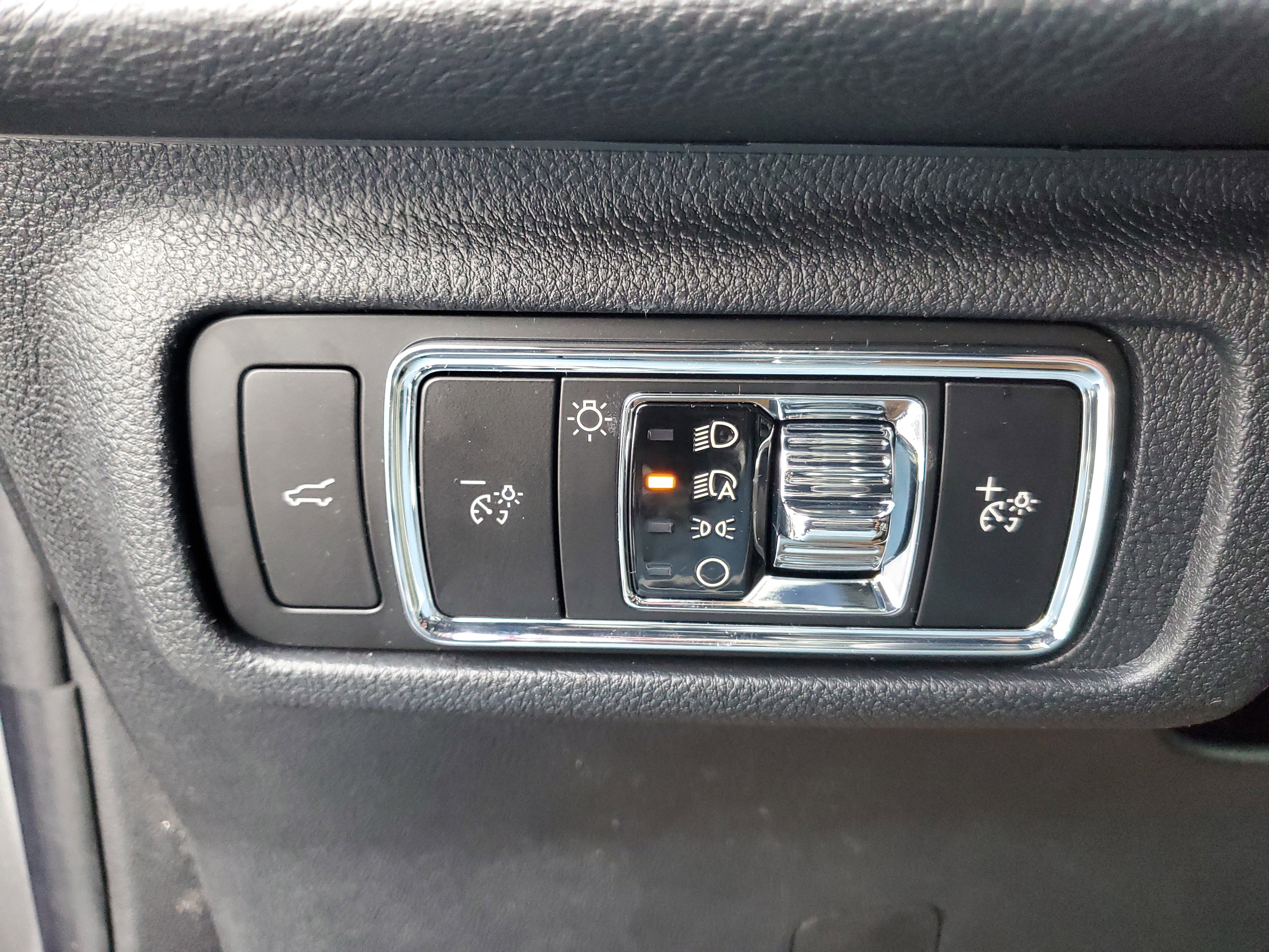 New 2026 Lincoln Corsair Premiere image 14