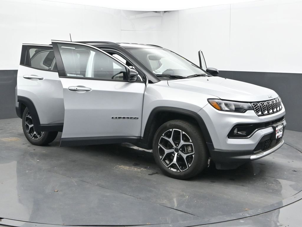 Used 2025 Jeep Compass Limited AWD/4WD image 54