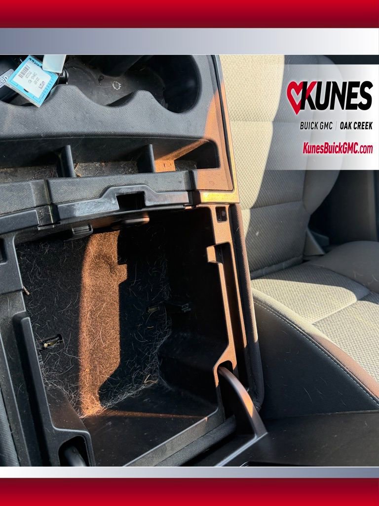 Used 2017 Chevrolet Silverado 1500 LT w/ Midnight Edition image 21