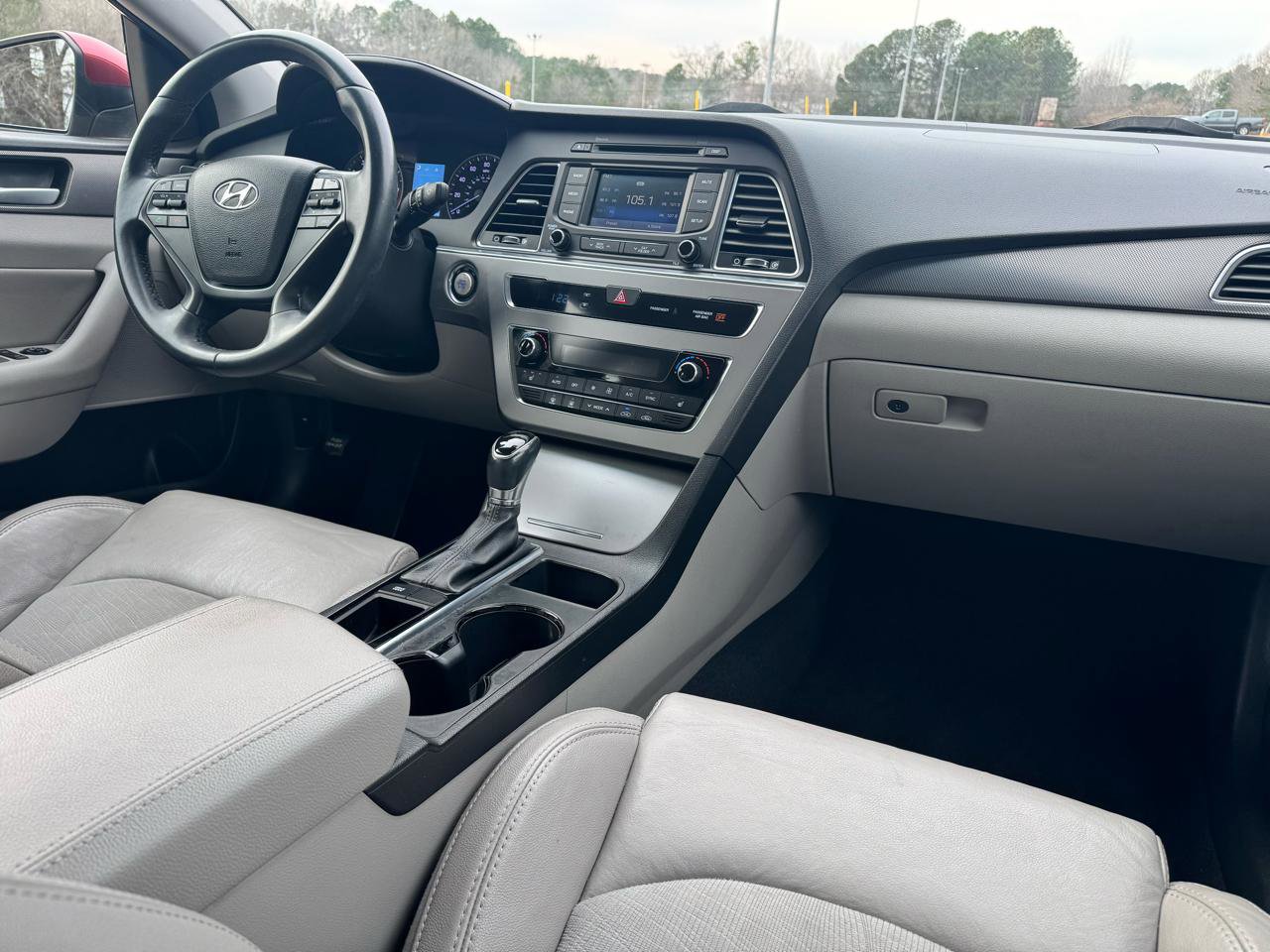 Used 2015 Hyundai Sonata Sport w/ Option Group 03 image 22