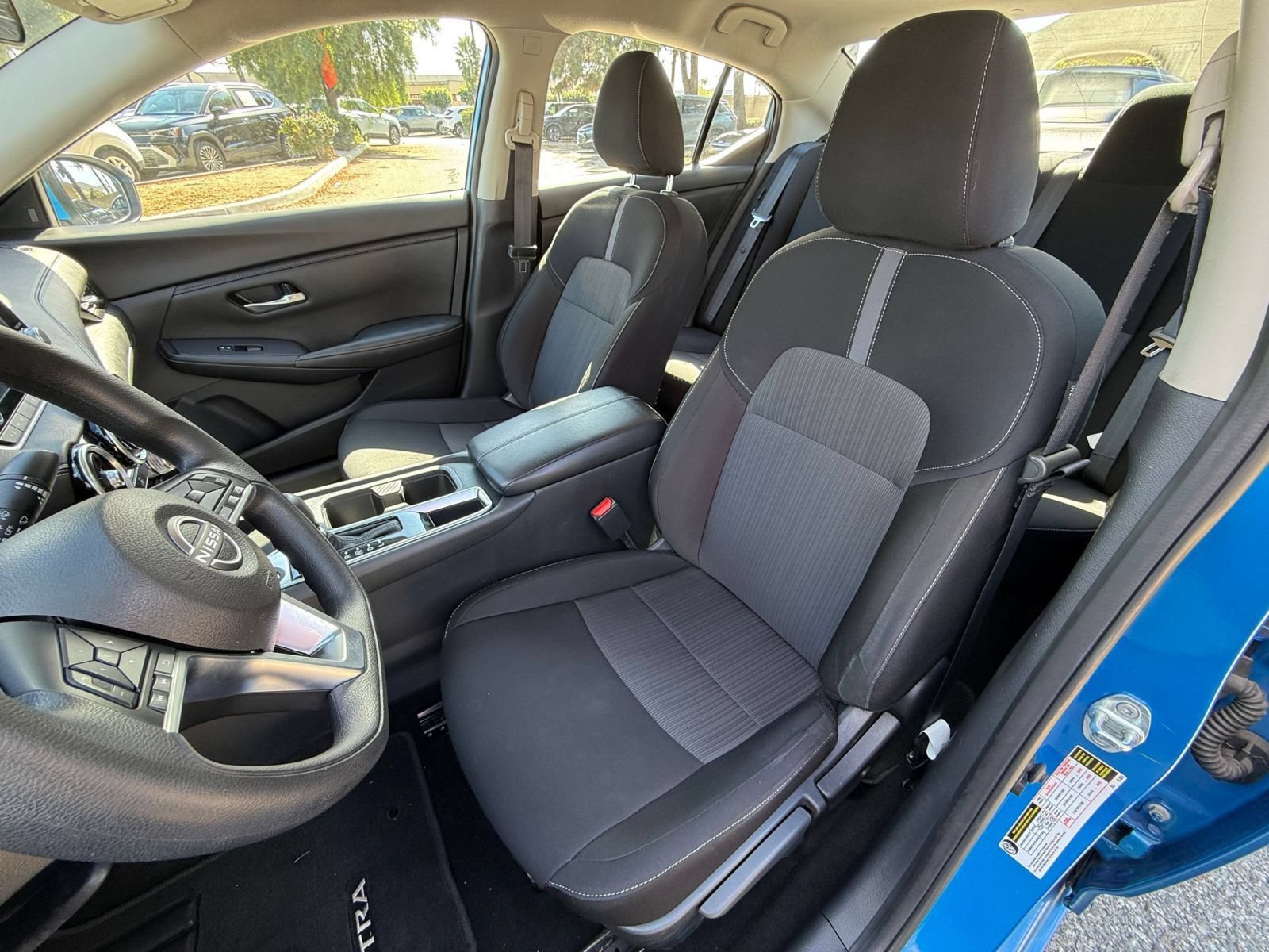 Used 2025 Nissan Sentra SV FWD image 32