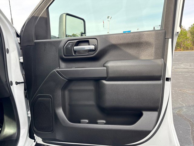 Used 2025 Chevrolet Silverado 2500 Custom w/ Custom Value Package AWD/4WD image 12