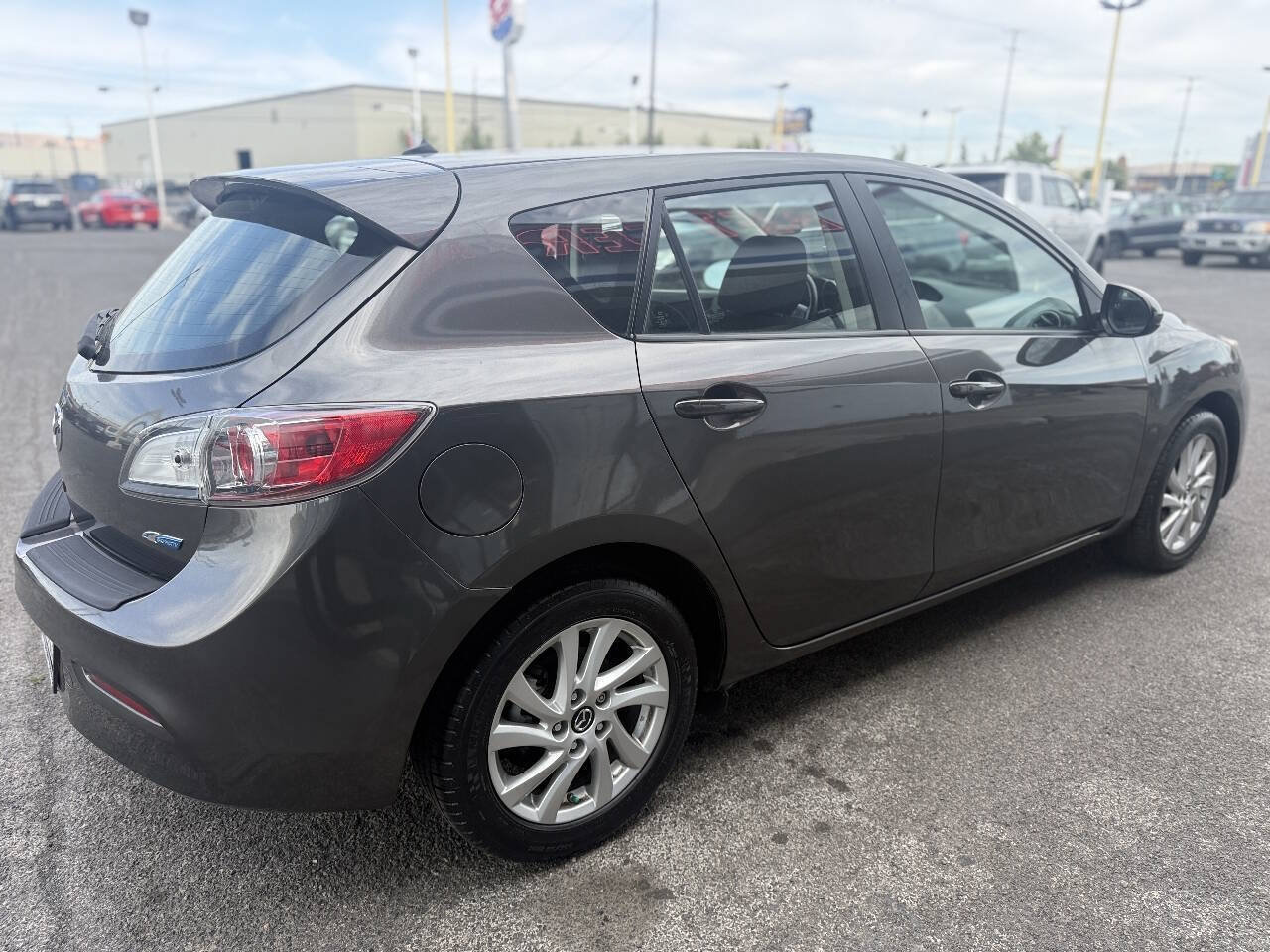 Used 2013 MAZDA MAZDA3 i Touring FWD image 5