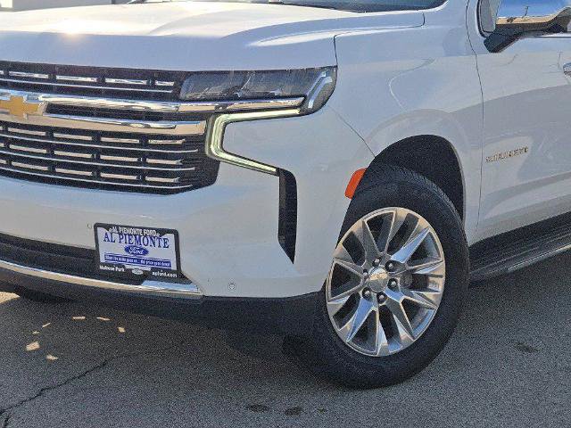 Used 2024 Chevrolet Suburban Premier AWD/4WD image 3
