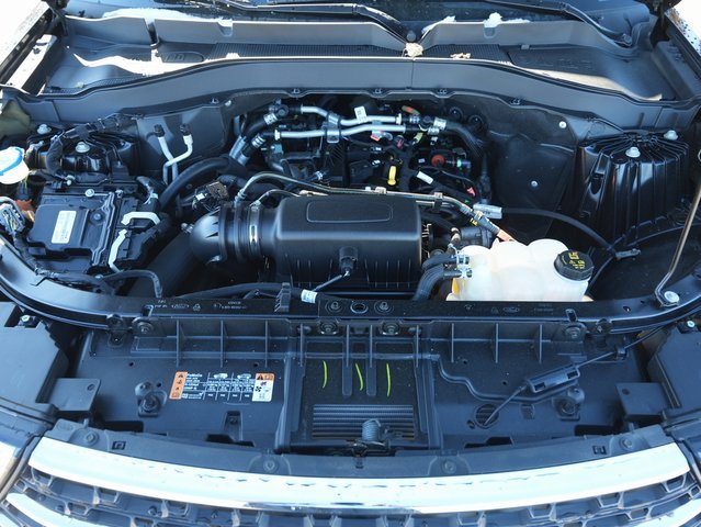 Used 2022 Ford Explorer XLT w/ Equipment Group 202A image 32