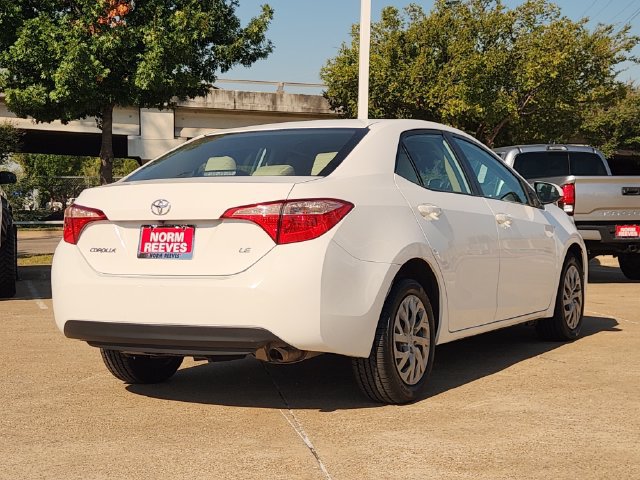 Used 2018 Toyota Corolla LE FWD image 3