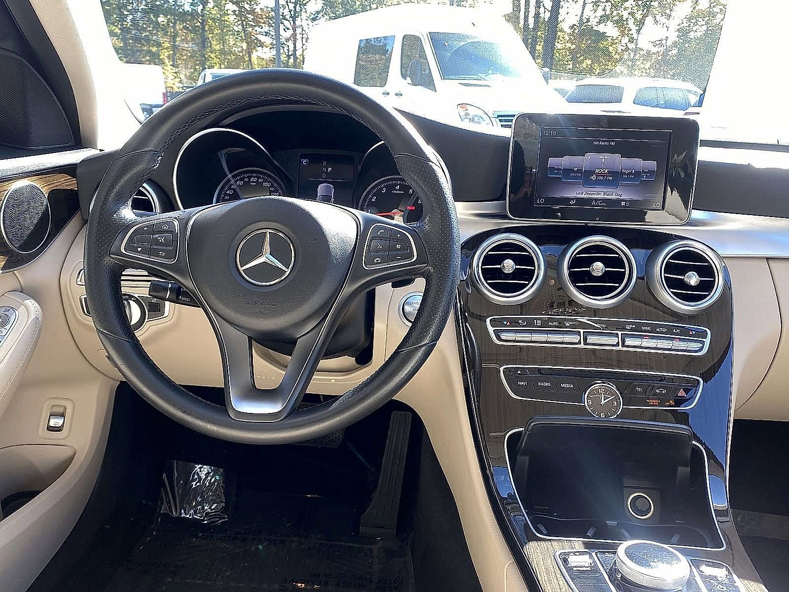 Used 2018 Mercedes-Benz C 300 4MATIC Sedan image 14